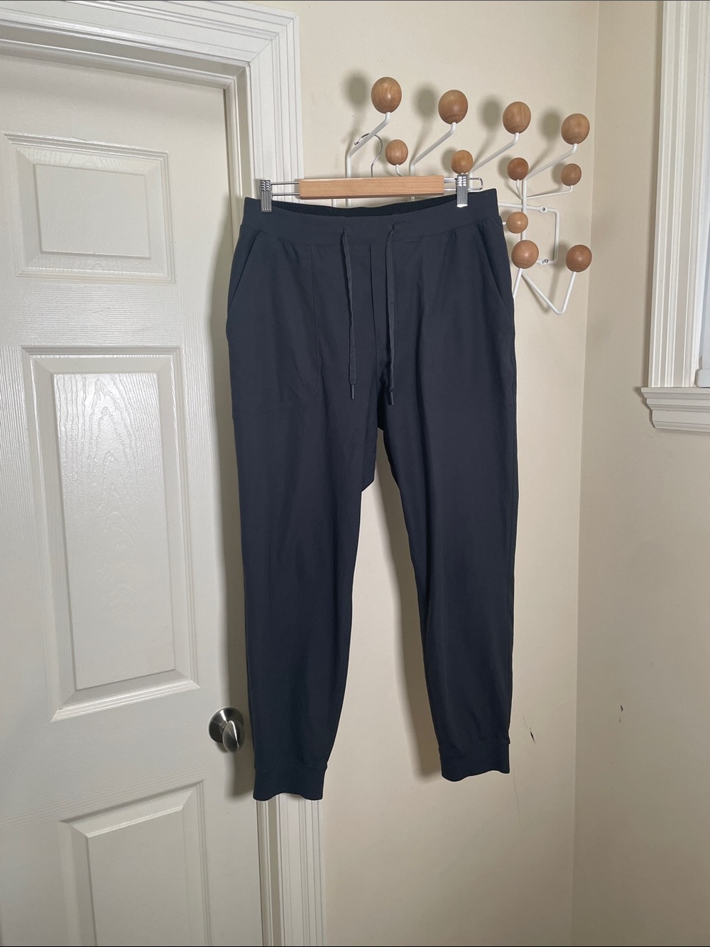 Lululemon - ABC Warpstreme Jogger Regular - Black - L